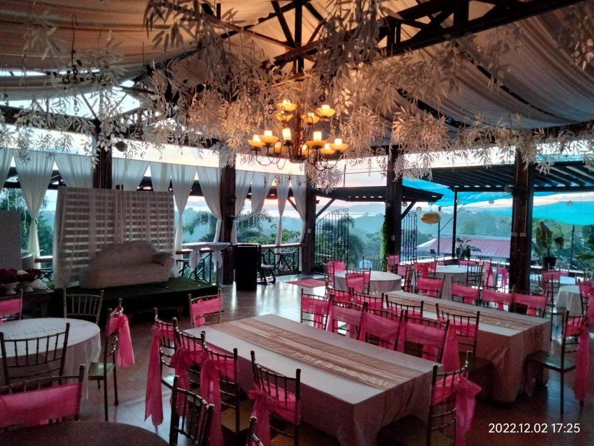 Casa De Robles Tanay Rizal Hotel Exterior foto