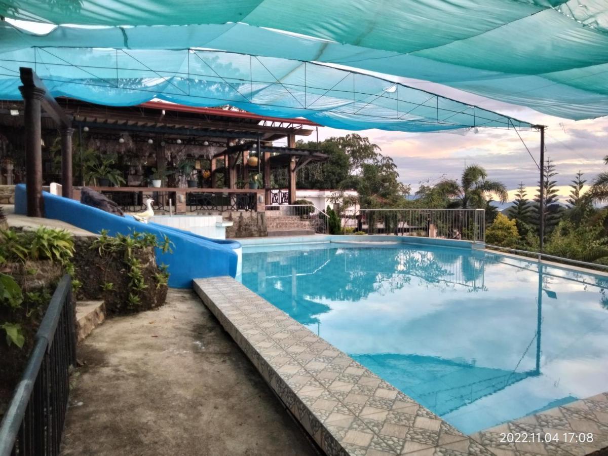 Casa De Robles Tanay Rizal Hotel Exterior foto