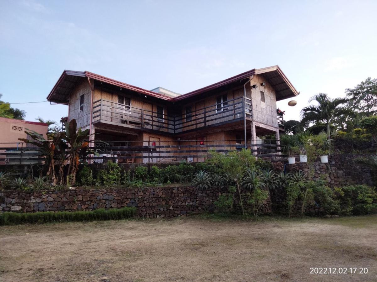 Casa De Robles Tanay Rizal Hotel Exterior foto