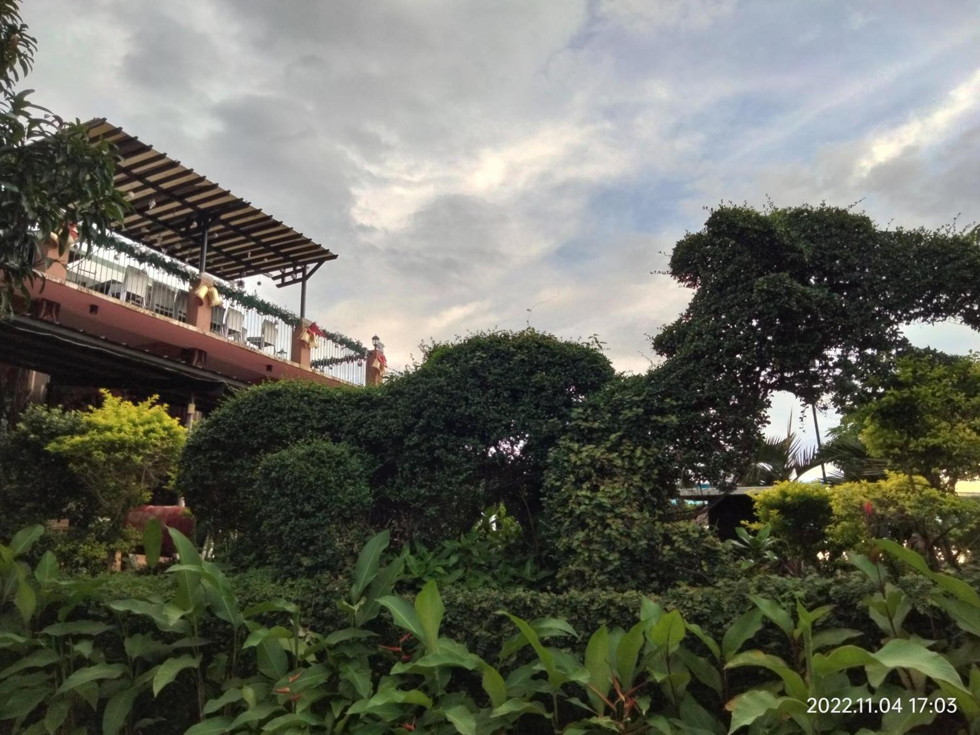 Casa De Robles Tanay Rizal Hotel Exterior foto