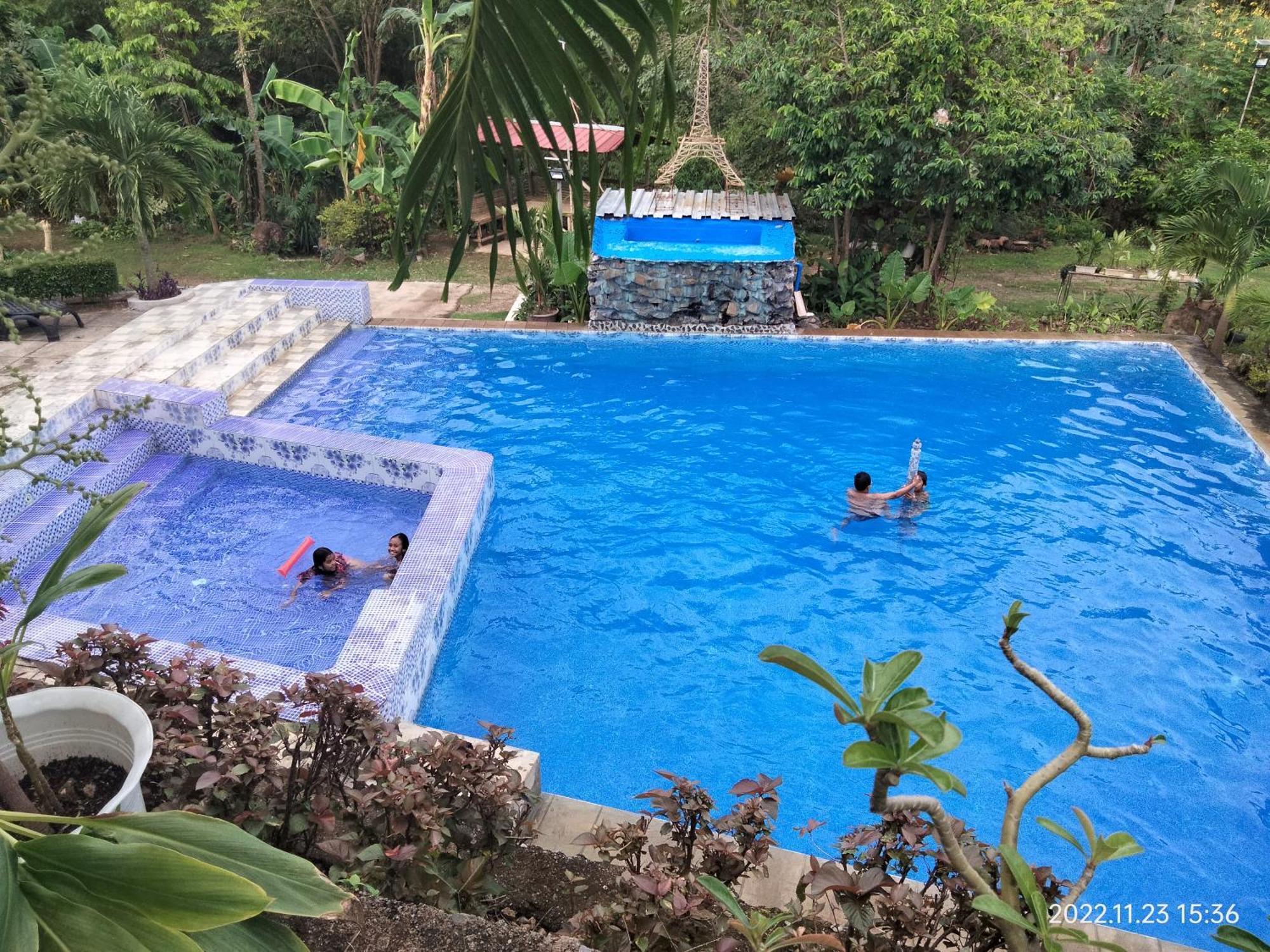 Casa De Robles Tanay Rizal Hotel Exterior foto